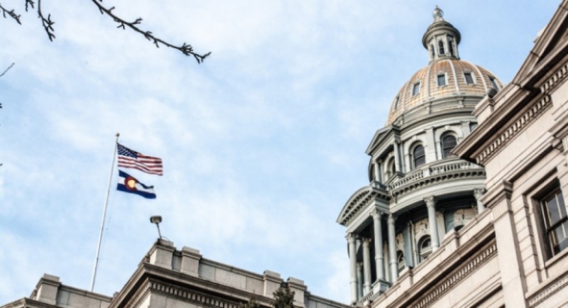 Colorado adopts zero-emissions vehicle program