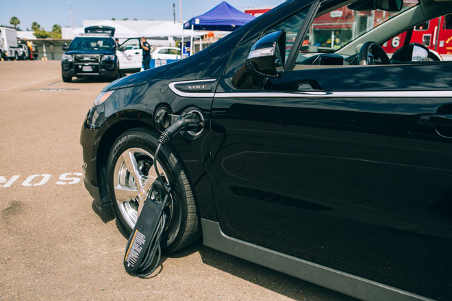 Scientific American Misses the Mark on Electric Vehicles